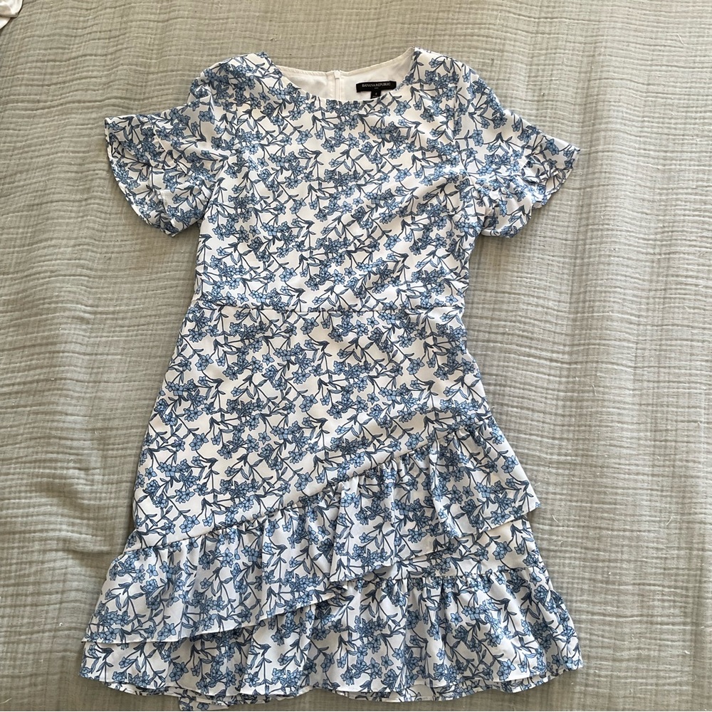 Banana Republic - Blue and White Floral Dress